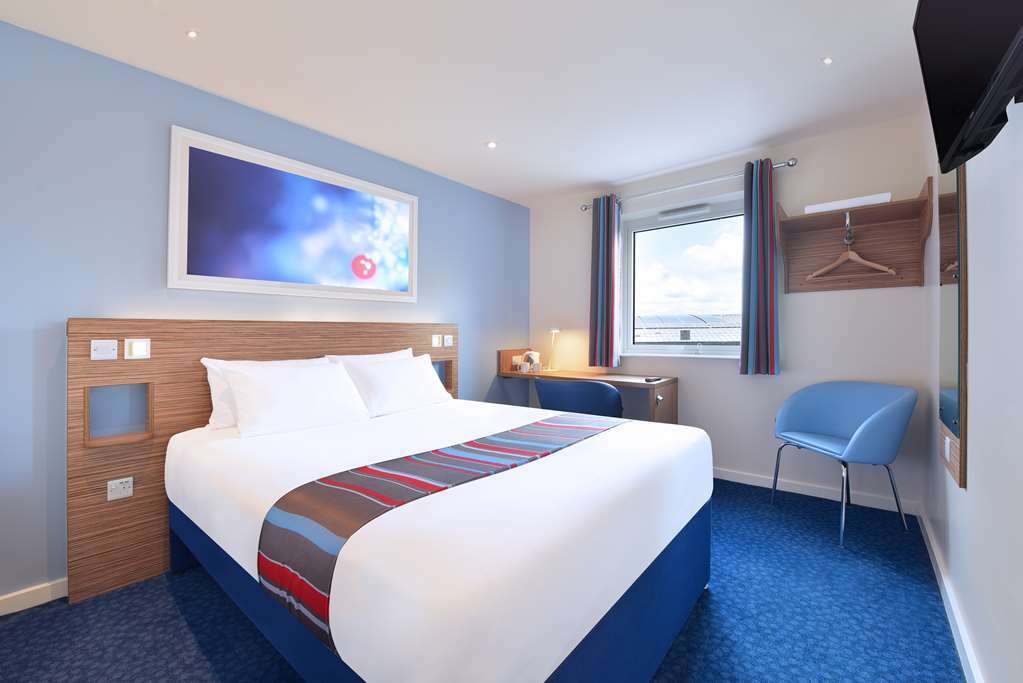 Travelodge Bracknell Habitación foto